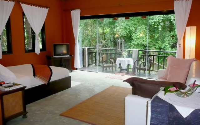 Little Eden Guesthouse – Guest Rooms – Pang Mapha