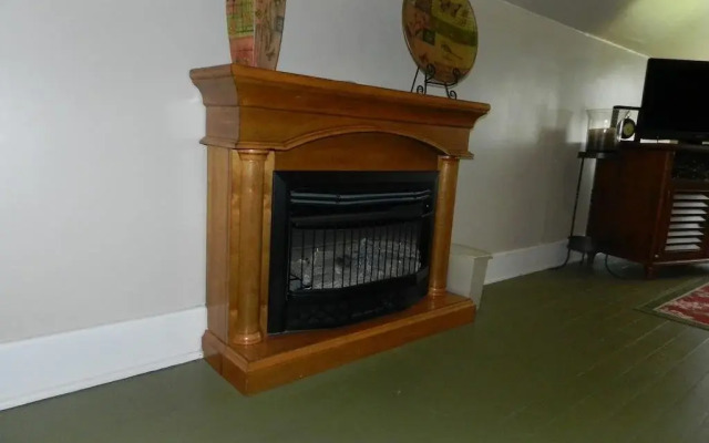 Helming Guest House