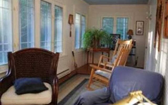 The Nobnocket Boutique Inn( Ex. The Doctor's House)