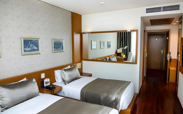 Tirana International Hotel & Conference Centre