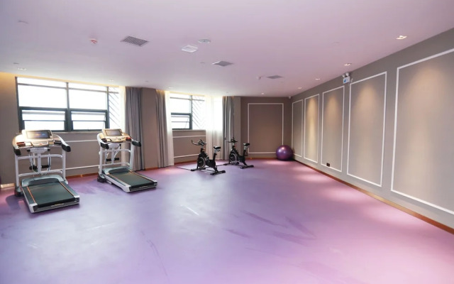 Mercure Wuhan Yangluo