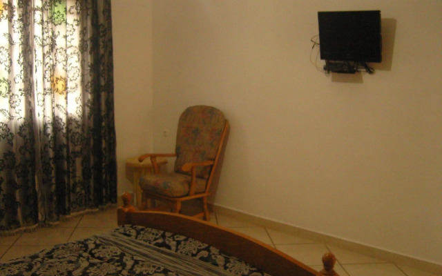 Riad Firdaous Achark