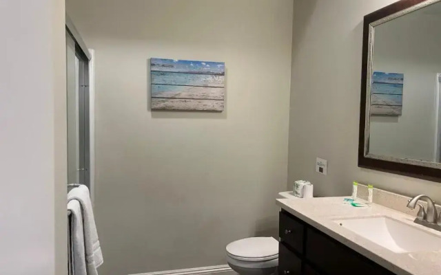 Aspire Inn & Suites Orange