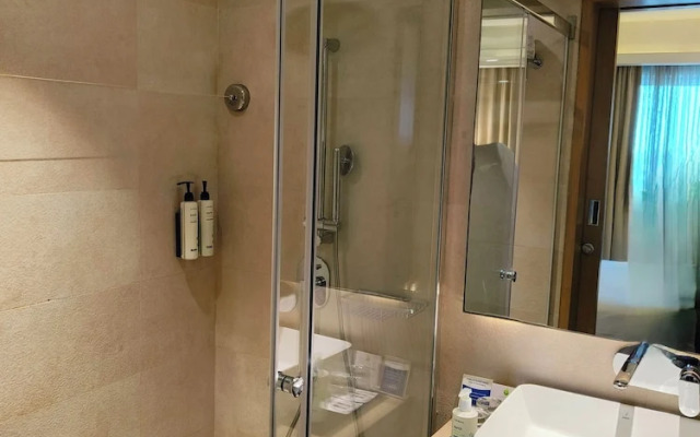 Royal Hometel Suites Dahisar Mumbai