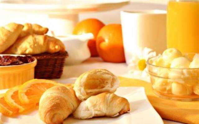 Bed  Breakfast White