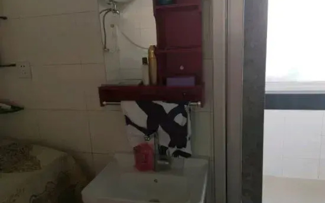 Tiantiansheng Warm Theme Apartment