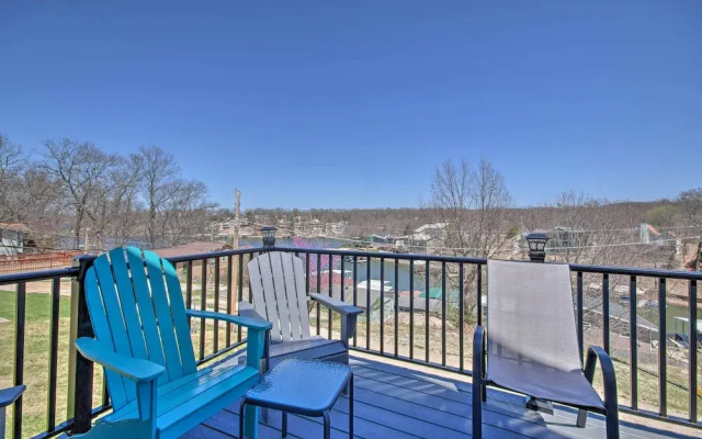 Deck, Lake Views! Group Getaway in Osage Beach