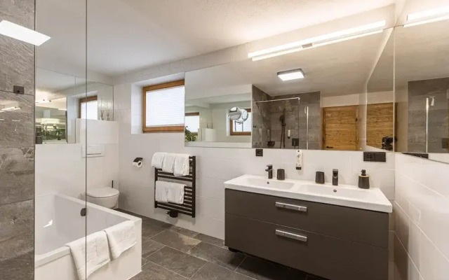 Apartment in Tyrol on the Ski-slope