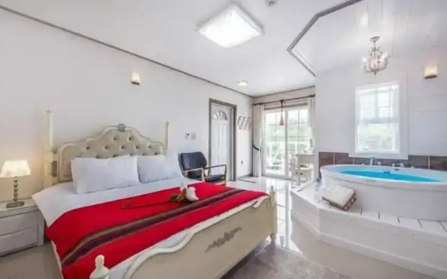 Seonjedo Iris Pension