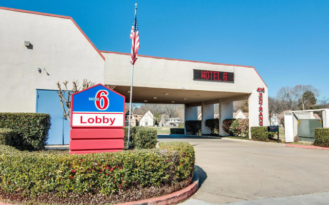 Motel 6 Longview, TX - North