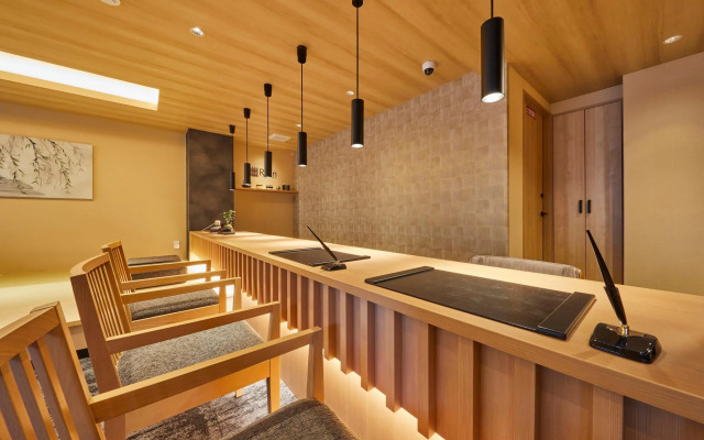 Rinn Shirakawa South