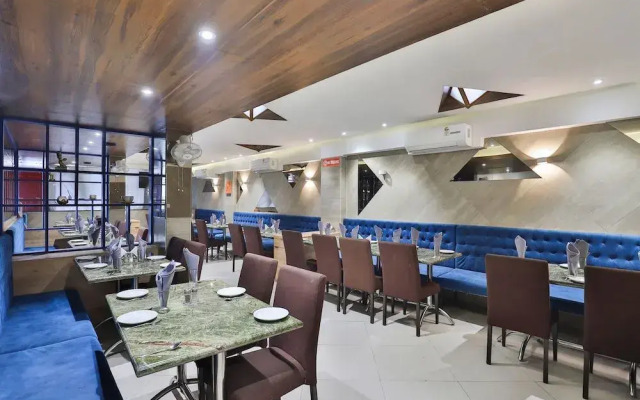 OYO 16675 Hotel Shri Krishna Inn