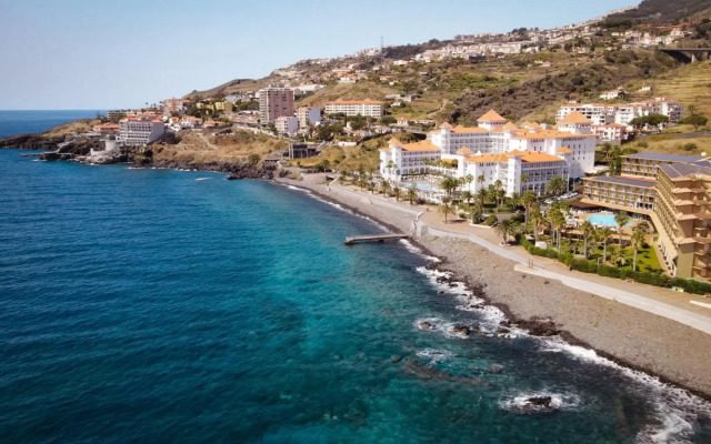 Sea View by Atlantic Holiday
