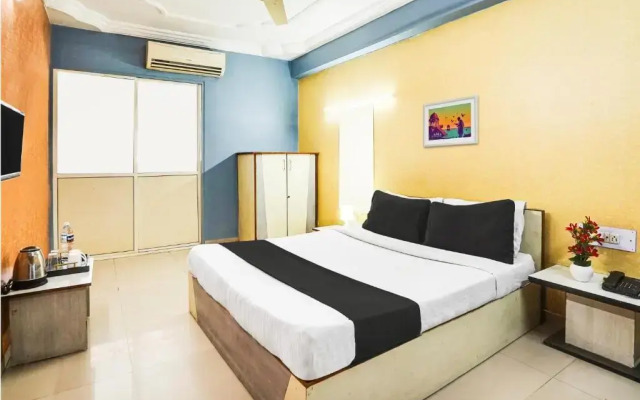Hotel Vibrant Residency