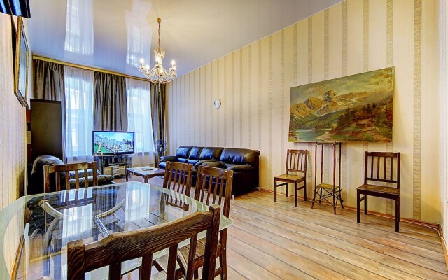 Апартаменты «Невский»