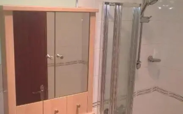 Crown Spa Apartment 13