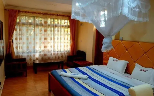 Vienna Woods Holiday Inn Limited