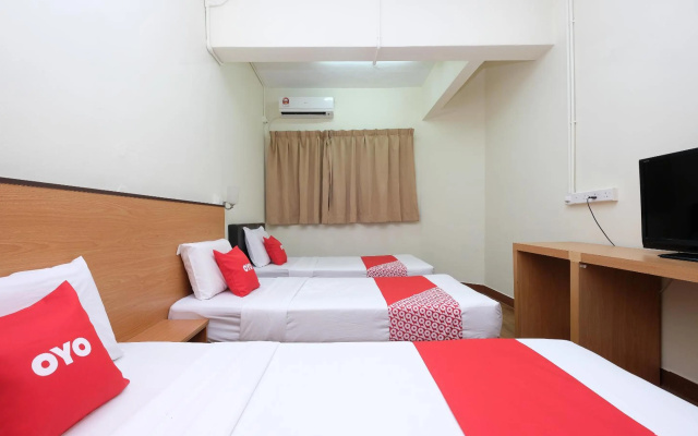 OYO 1105 Hotel 75 – Guest Rooms – Temerloh