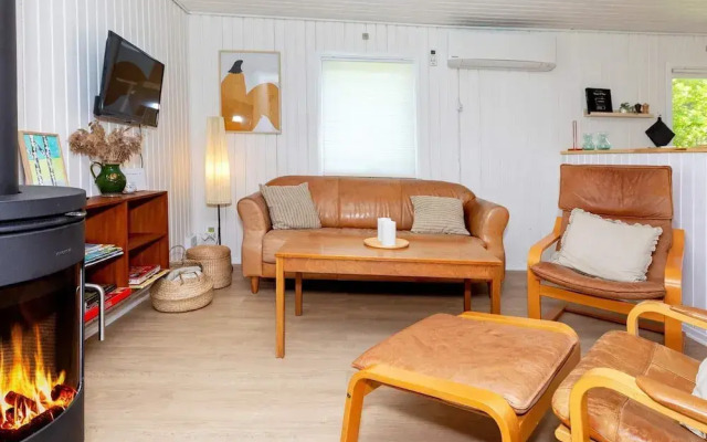 6 Person Holiday Home in Hals
