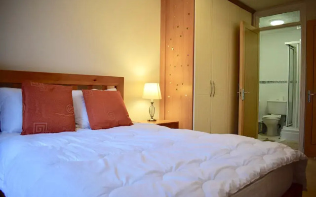 2 Bedroom Apartment With Balconies
