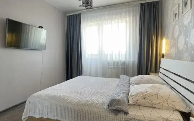 Апартаменты в микрорайоне Крылатый 22/1