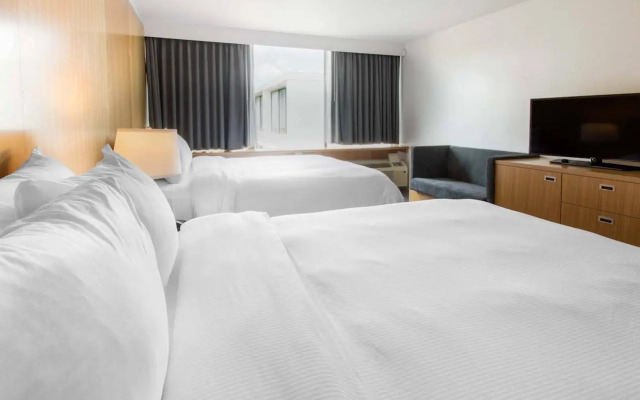West Wing Hotel, an Ascend Hotel Collection Member