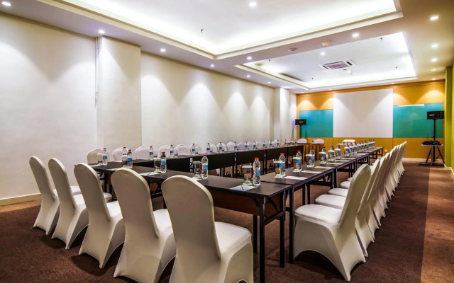 Zest Harbour Bay Batam by Swiss-Belhotel International