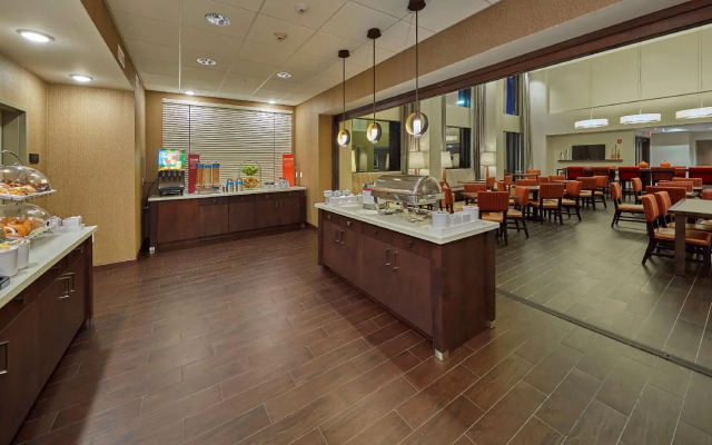 Hampton Inn & Suites Hood River