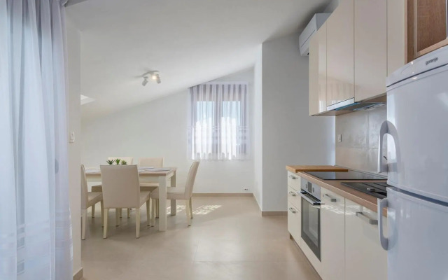 Apartments Hana in Funtana