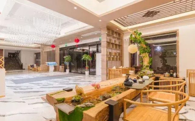 Zelan Courtyard Hotel