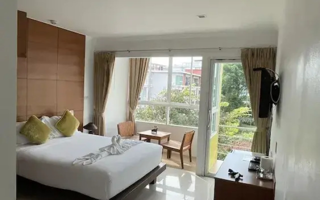 Sukcheewa Residence Phuket