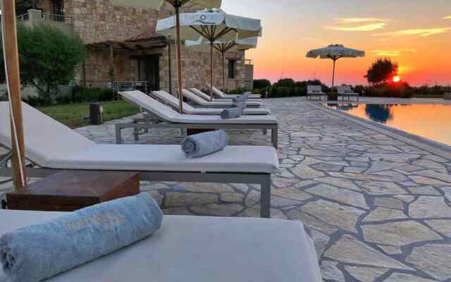 Tramonto Suites