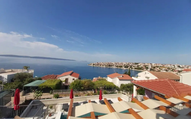Heated Infinity Pool, Family Apartment With Panoramic sea View 2