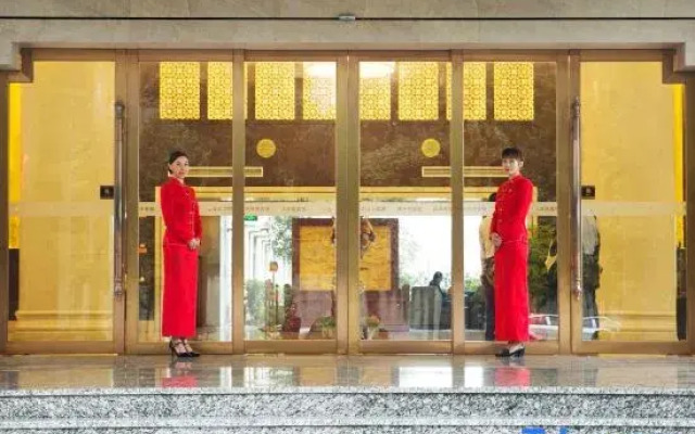 Luzhou Fengzeyuan Hotel