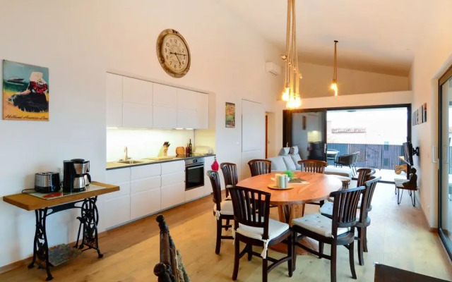 Viva-by the Sea-panorama Penthouse Seget Vranjica