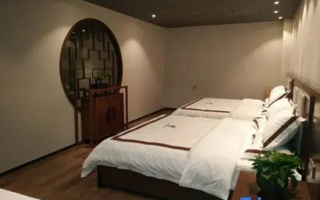 Shuimu City Hot Spring Holiday Hotel
