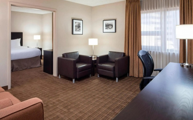 Delta Hotels by Marriott Calgary Airport In-Terminal