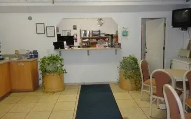 Economy Inn Lake Havasu