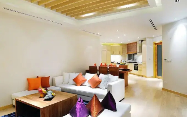 Beachfront Phuket Seaview Suites