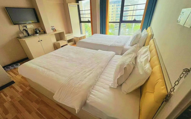 Weekend Hotel Apartments