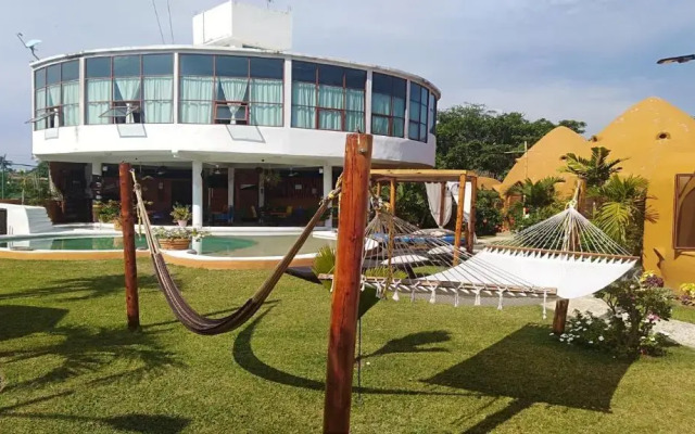 Wayahnb'al eco hostal - Hostel