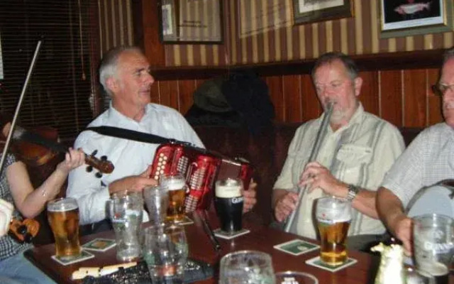Mountshannon Hotel