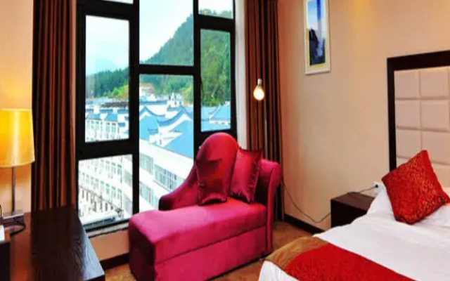 Guoshun Holiday Hotel
