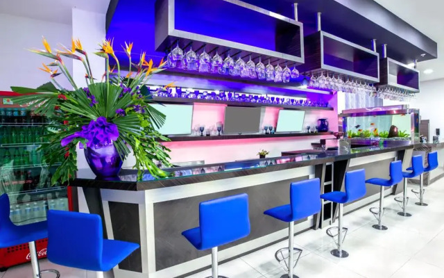 Hotel Plaza Miranda by AW