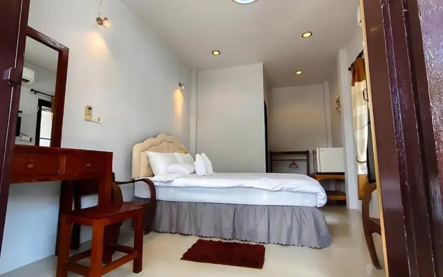 A-Thip House