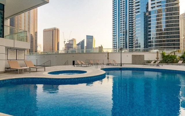 Luton Vacation Homes Continental Tower