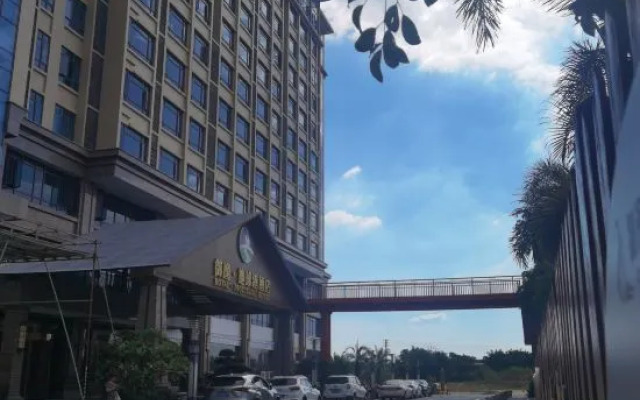 Royal Hot Spring Theme Inn