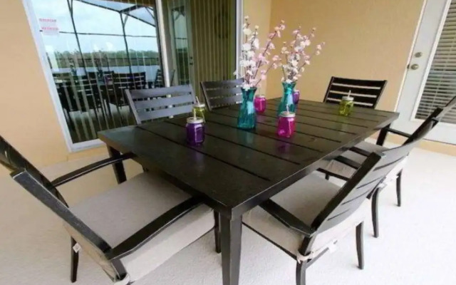 4bdr w Pool Near Disney