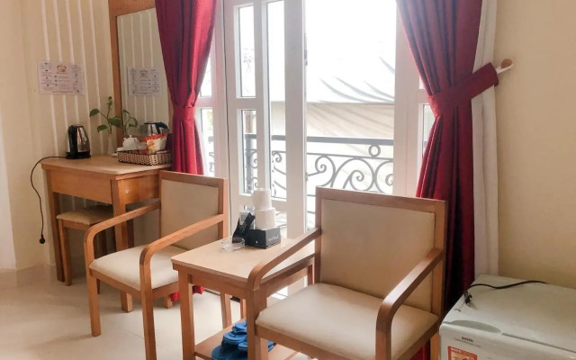 Royal Hotel