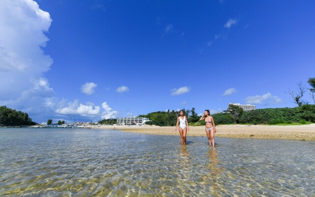 Odysis Onna Resort Hotel